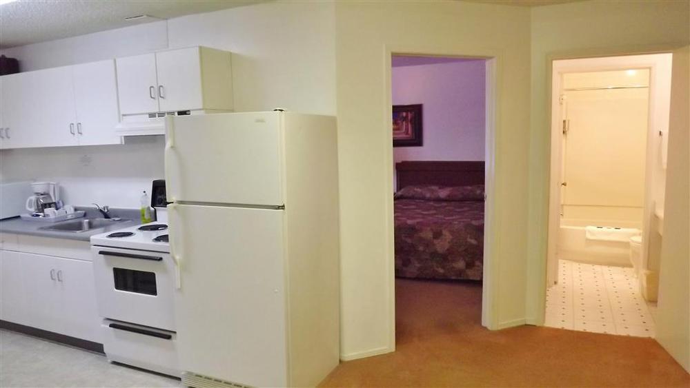 Canadas Best Value Inn Whitecourt Kamer foto