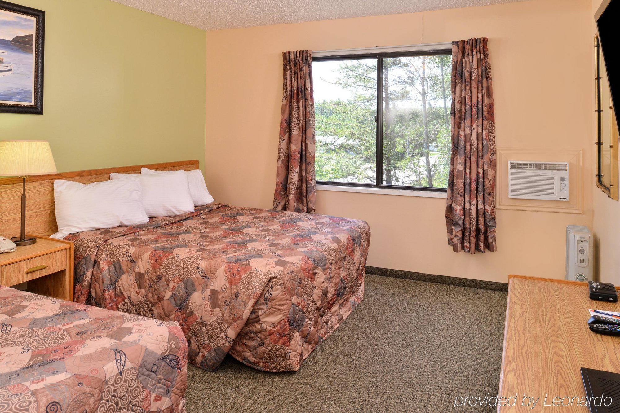 Canadas Best Value Inn Whitecourt Buitenkant foto